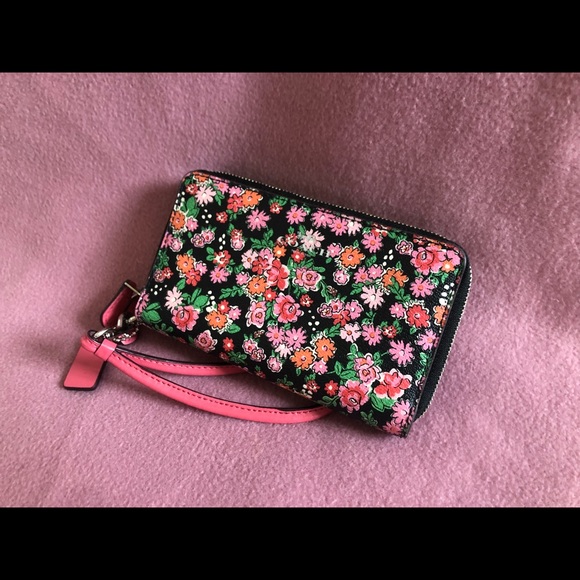 Coach Floral Wallet - Brand New Limited Edition! - Picture 2 of 6